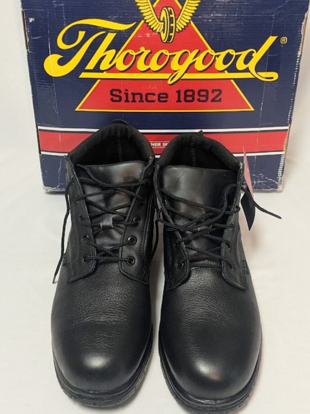 ✨👞 NWT Thorogood MENS 11M Softstreets Plain Toe Chukka — USPS APPROVED USA MADE